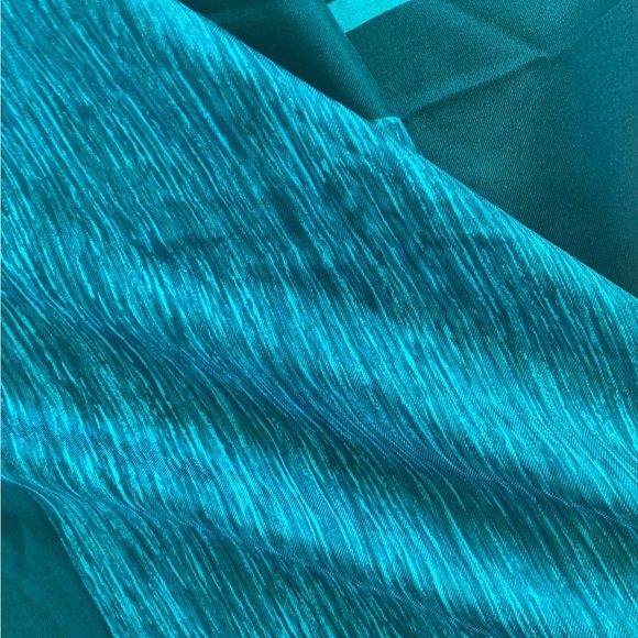 Vintage Griffin silk scarf - Picture 7 of 10